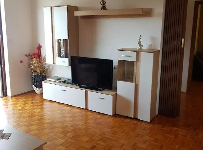 Apartman Lili *